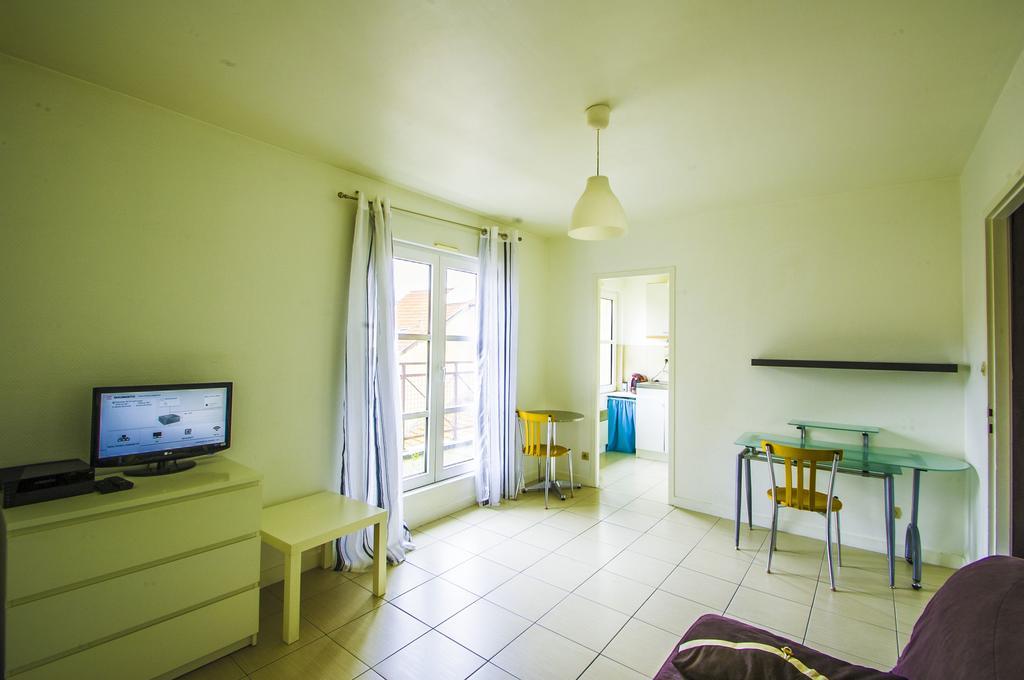 Apartamento Metz Port Saint Marcel Habitación foto